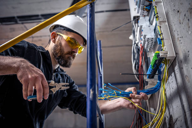 Best Emergency Electrical Repair  in El Portal, FL
